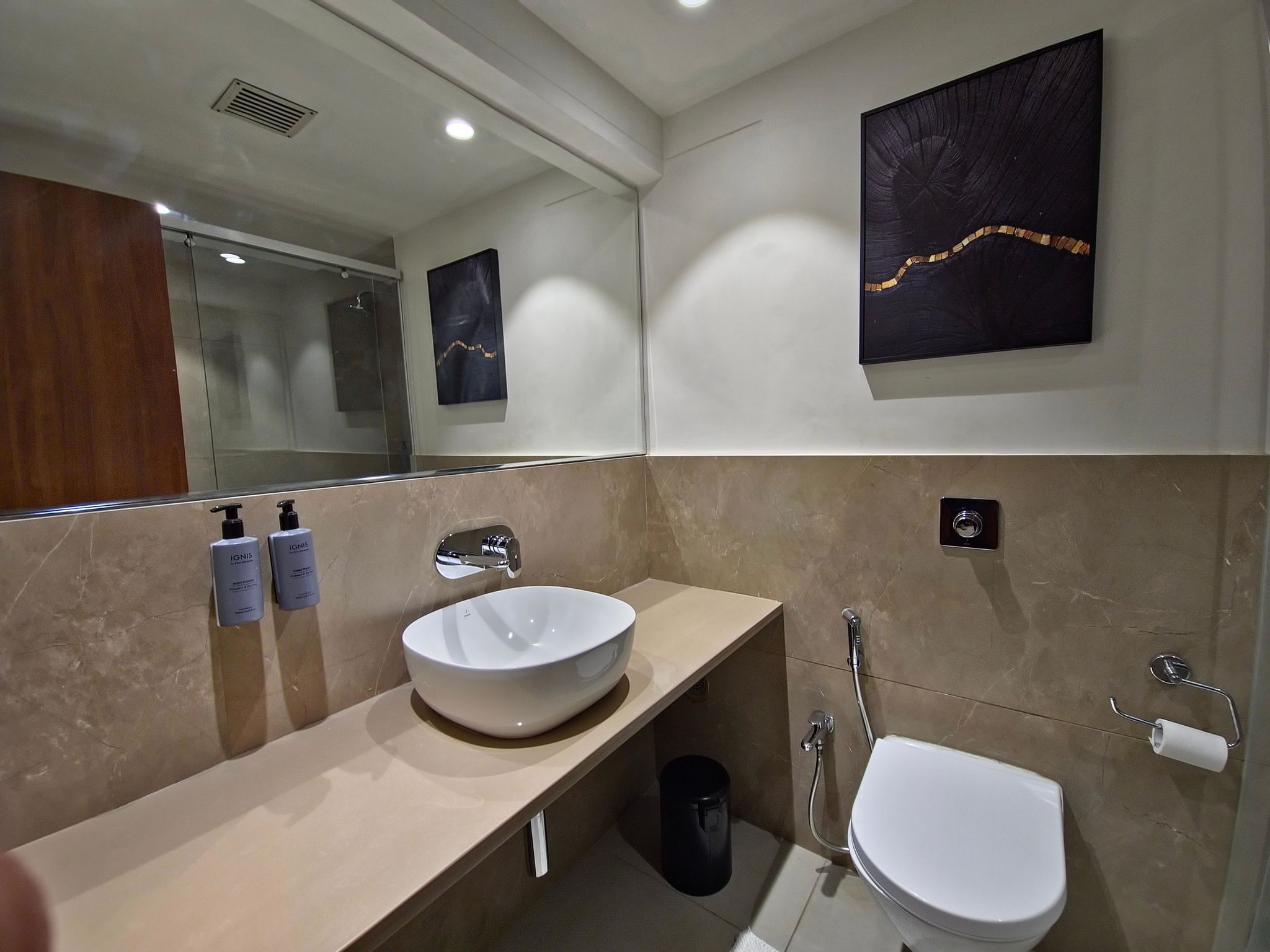 undefined Hotel Ilark 9