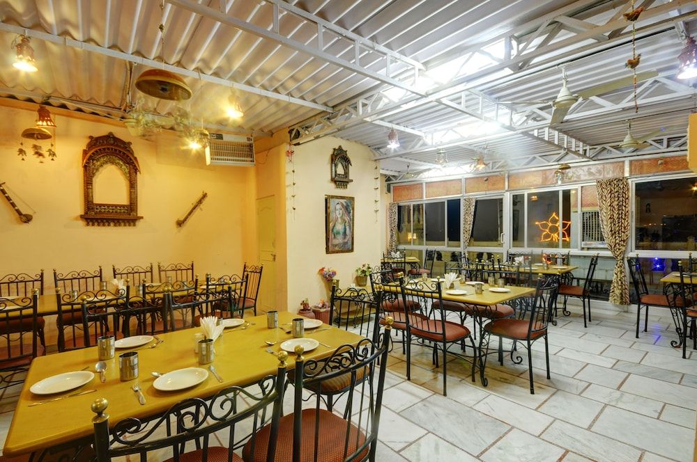 undefined Hotel Moonlight 5