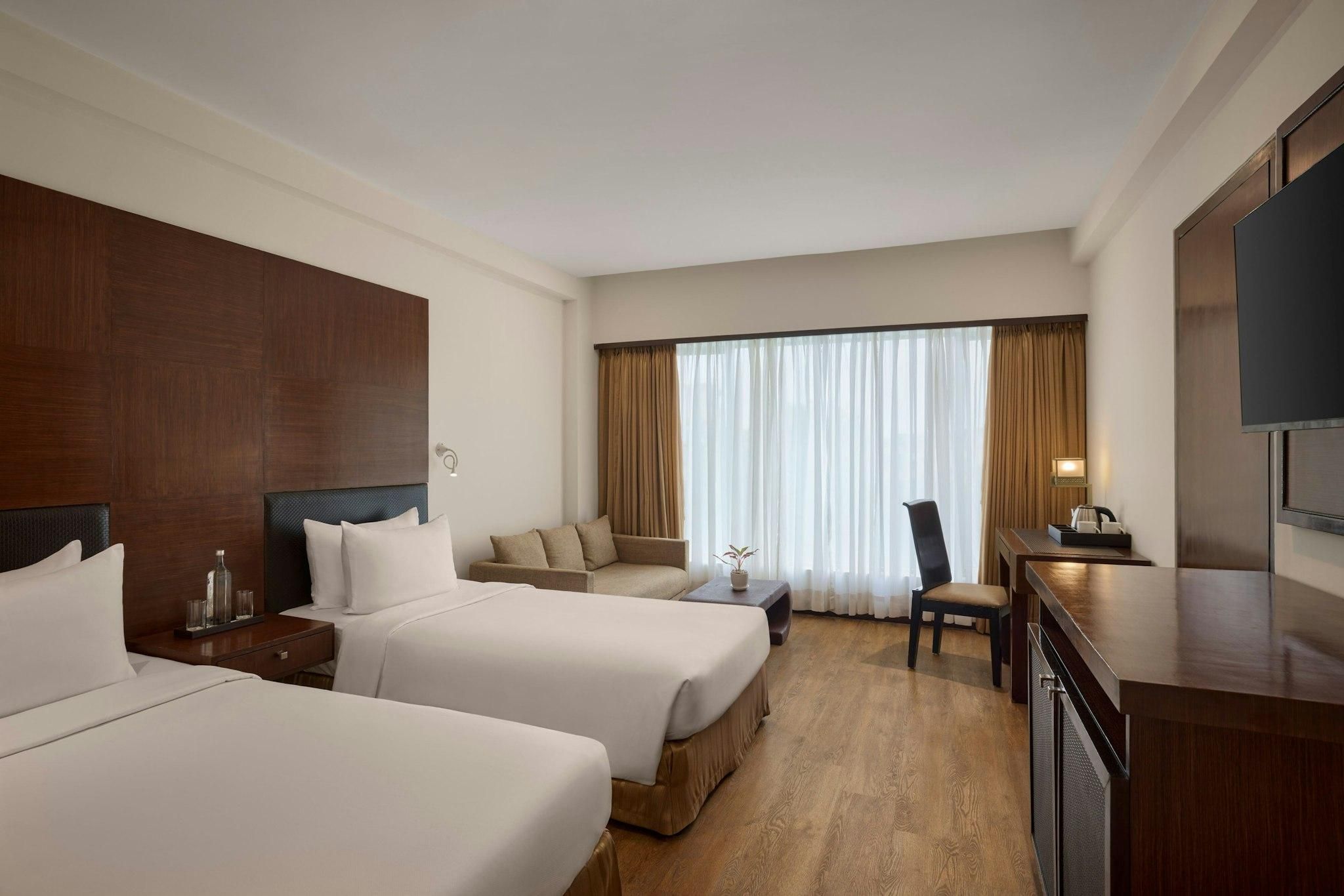 undefined The Metropole Hotel 7