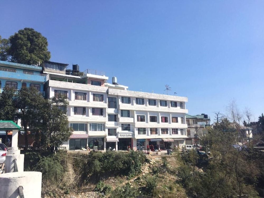 undefined WOWSTAYZ Hotel Sahiwa 2