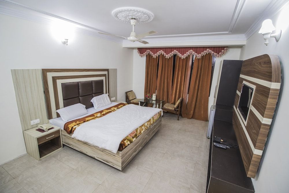 undefined WOWSTAYZ Hotel Sahiwa 7