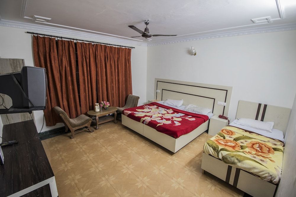 undefined WOWSTAYZ Hotel Sahiwa 6