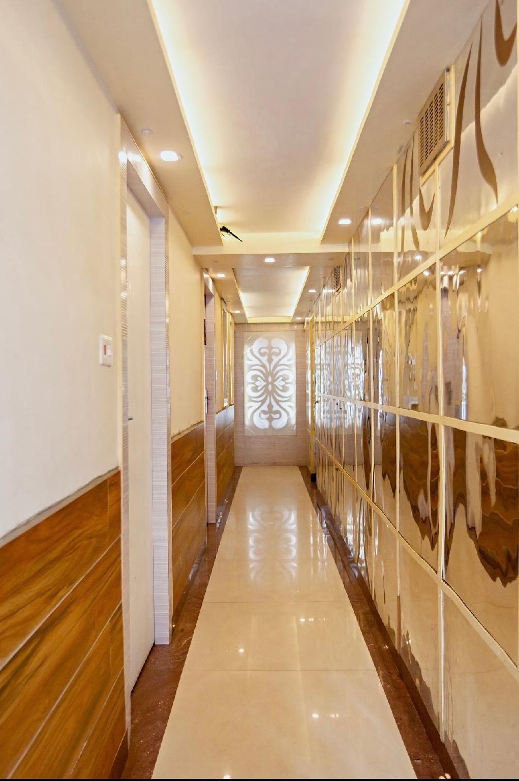 undefined Hotel Maneck  3