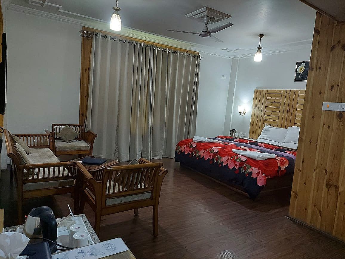 Premium Room