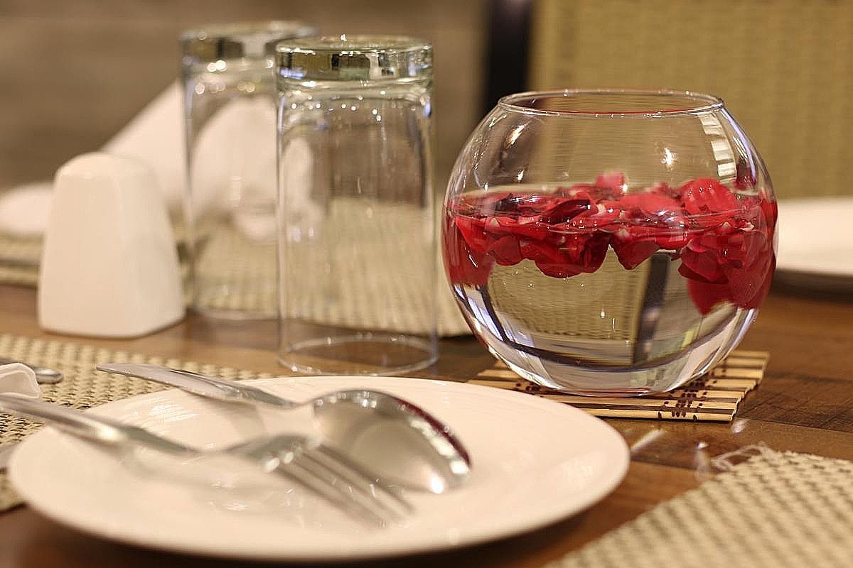 Food & Dining