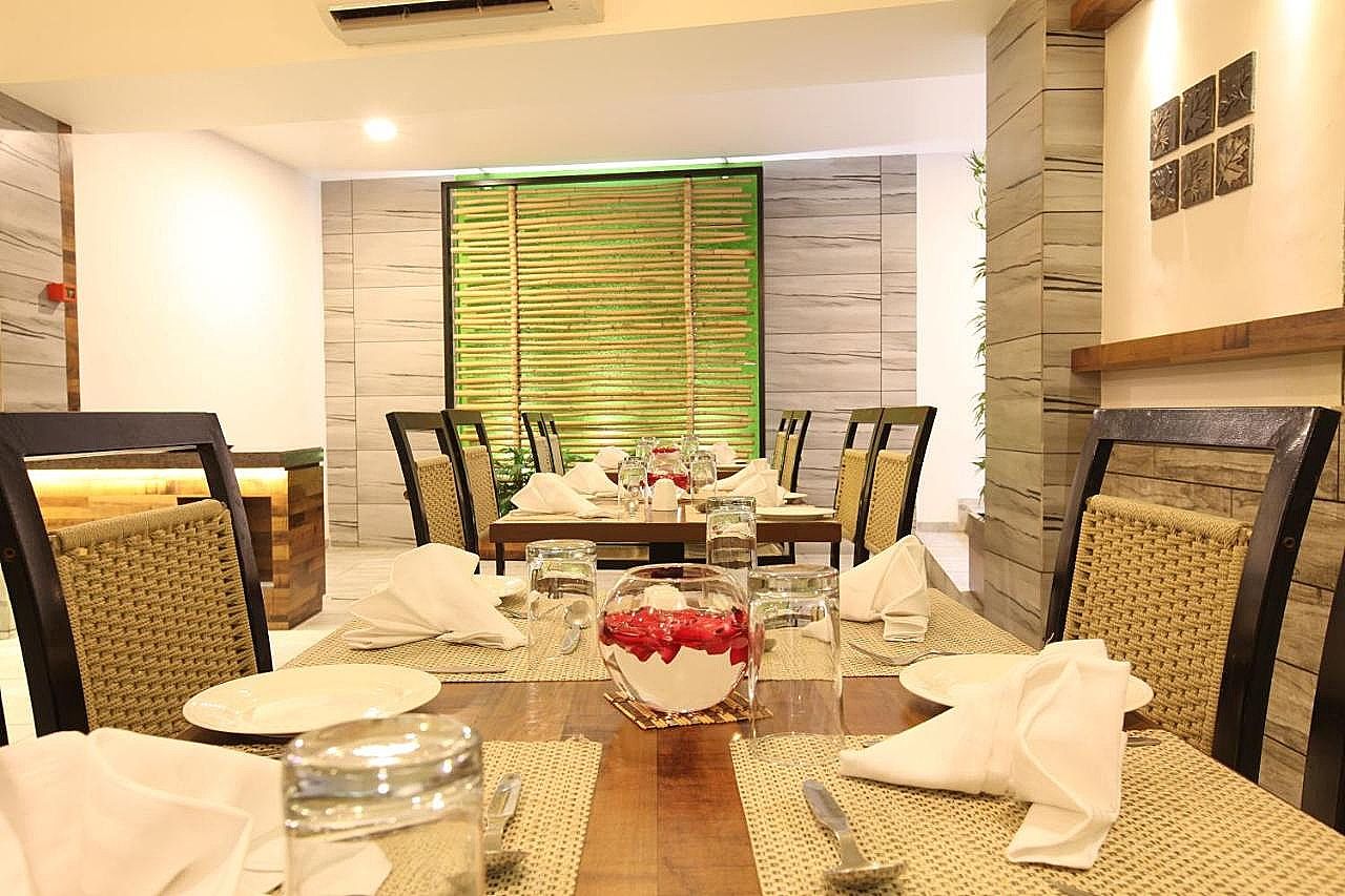 Food & Dining