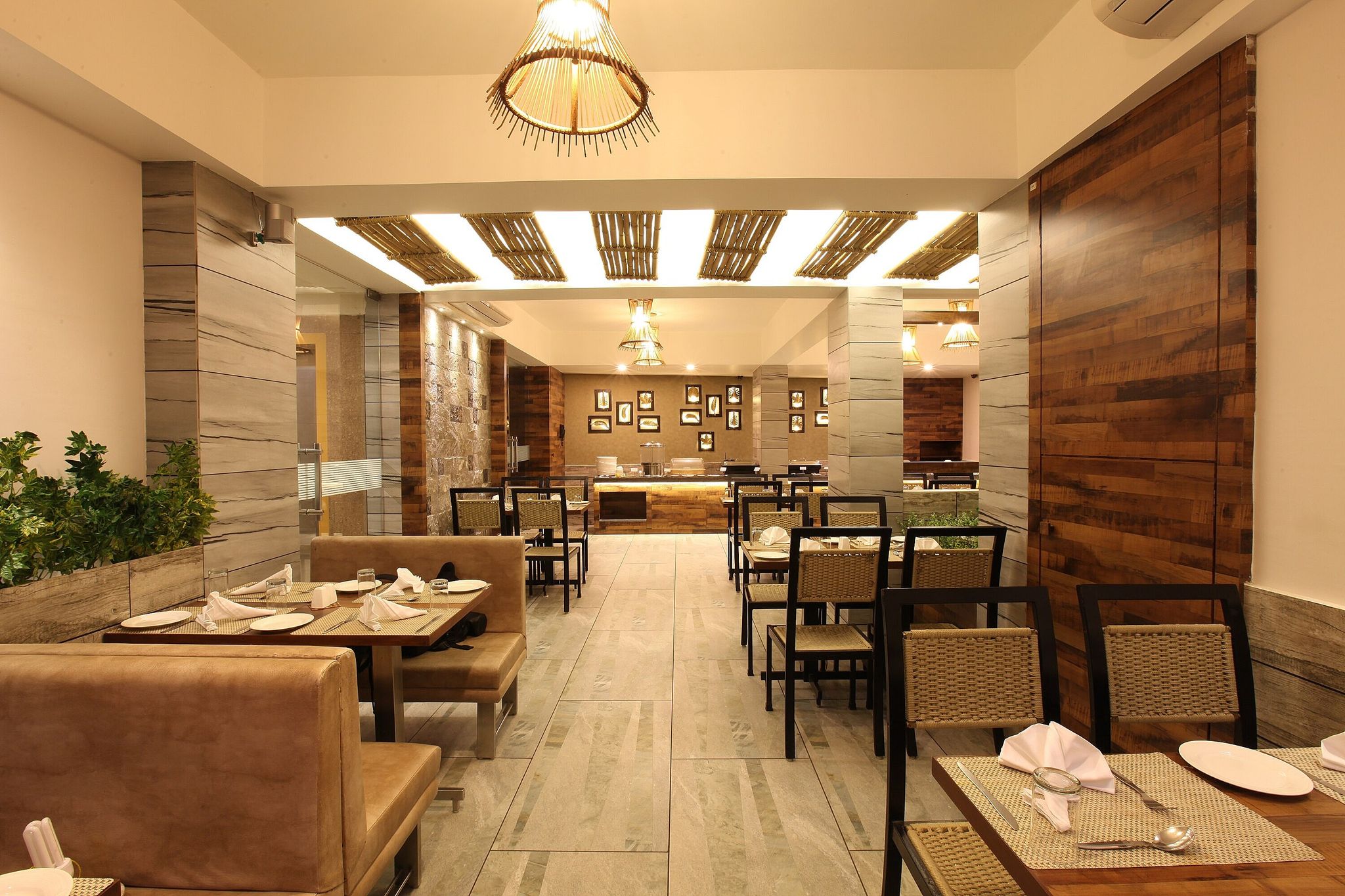 Food & Dining