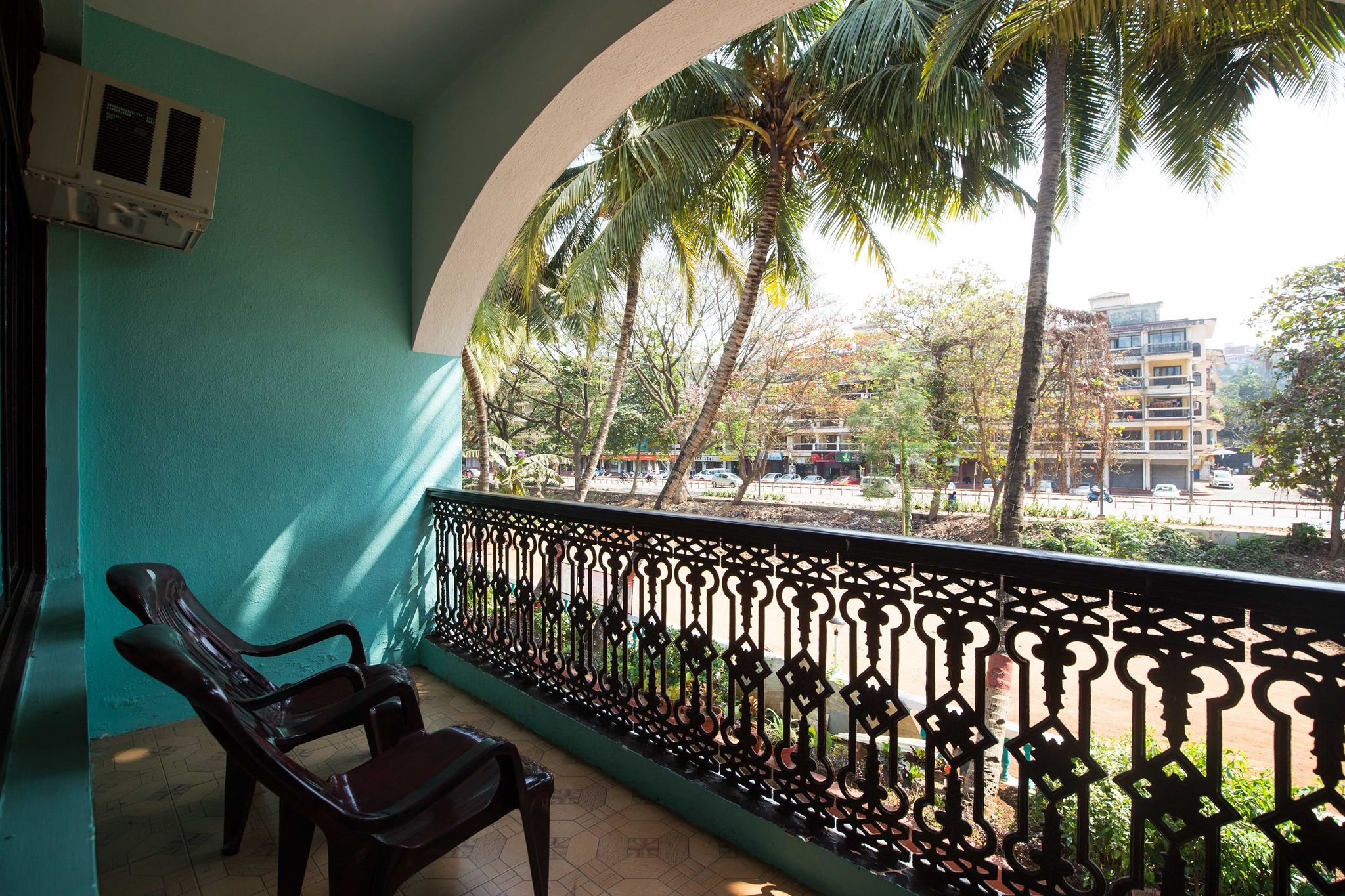 Standard Front View Room