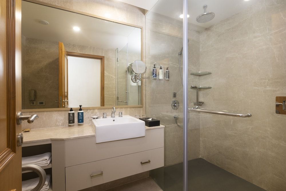 Novotel Hyderabad Airport Hotel Superior Room, 1 Twin Bed