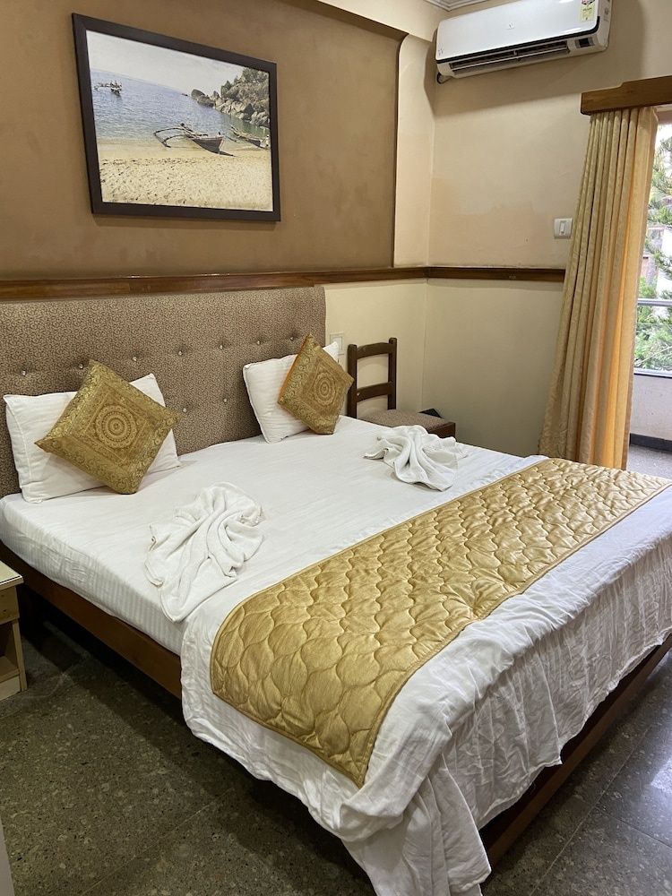 Deluxe Room with Balcony