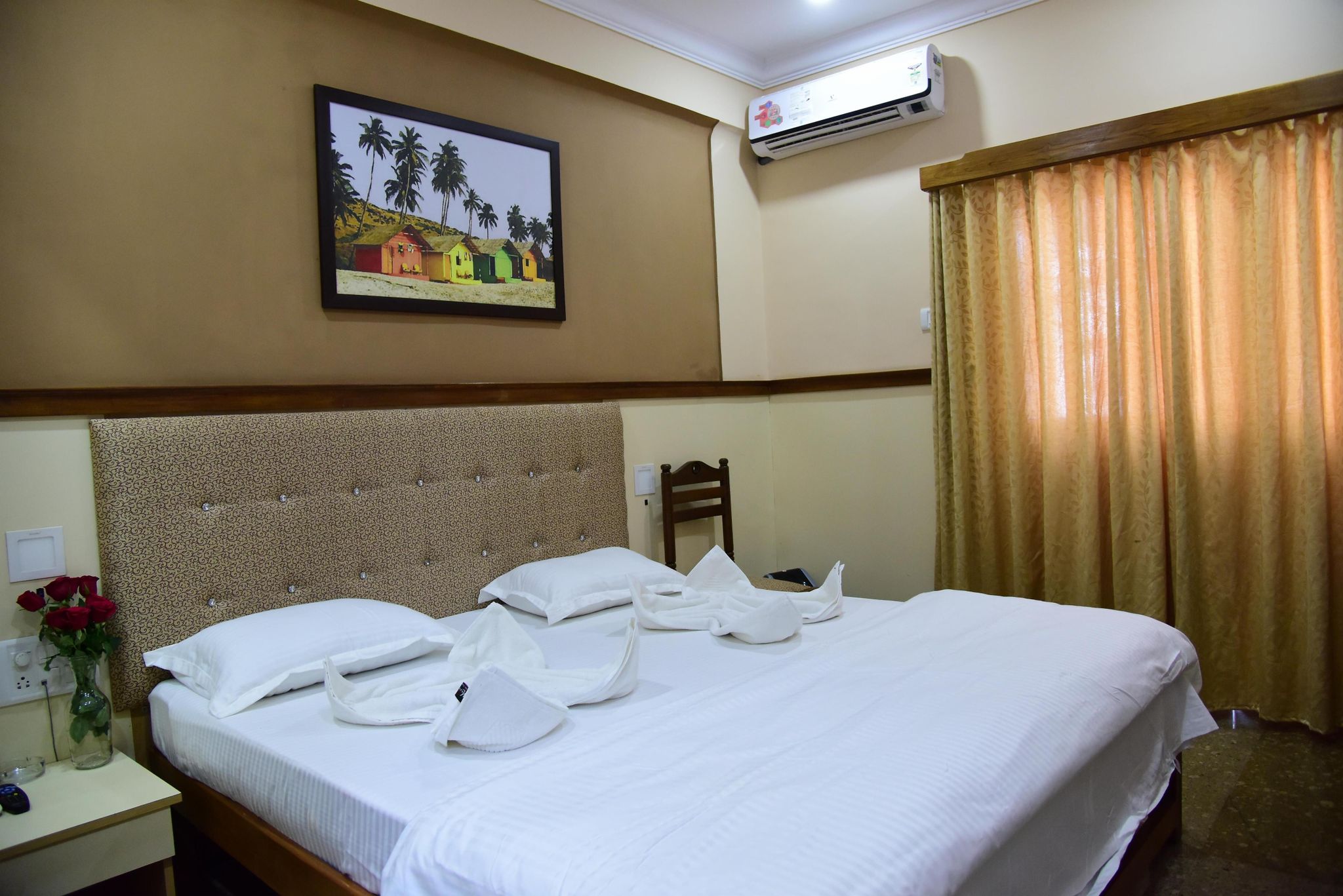 ECONOMIC DOUBLE ROOM SINGLE ROOM DOUBLE BED