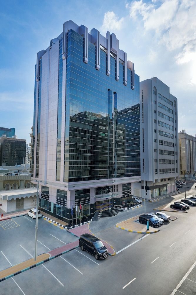undefined Kingsgate Hotel Abu Dhabi by Millennium 5