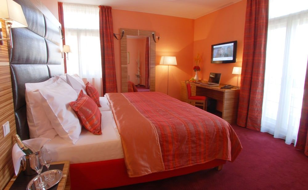 EA Hotel Sonata Double or Twin Room 3