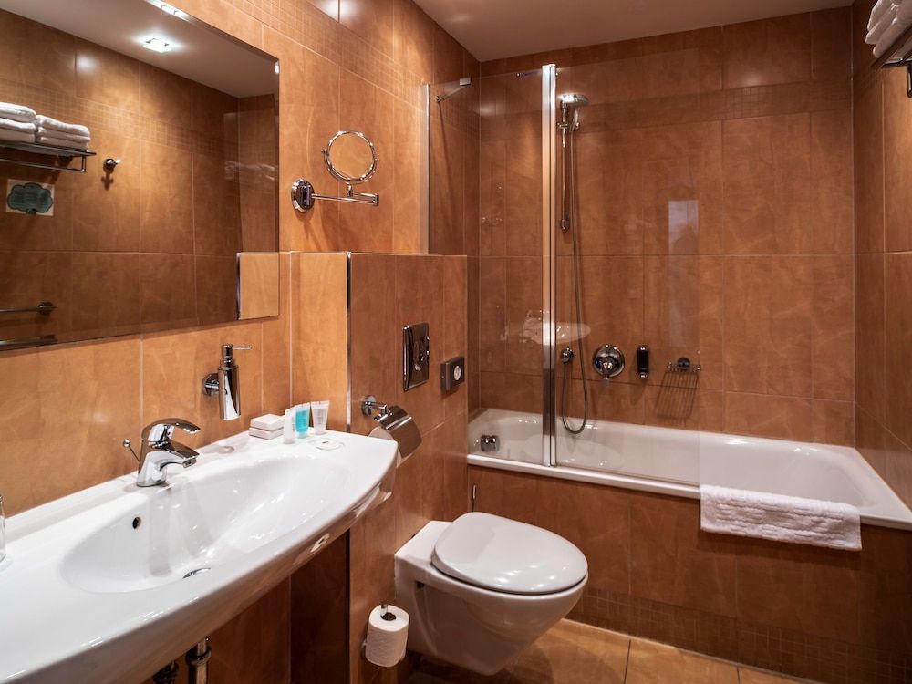 EA Hotel Sonata Double or Twin Room 4