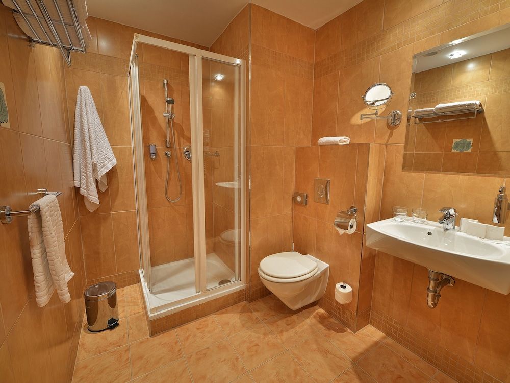 EA Hotel Sonata Double or Twin Room 6