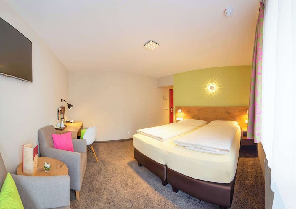 Hotel Azenberg Stuttgart, Sure Hotel Collection by BW Classic Room, 1 Double Bed, Balcony 2