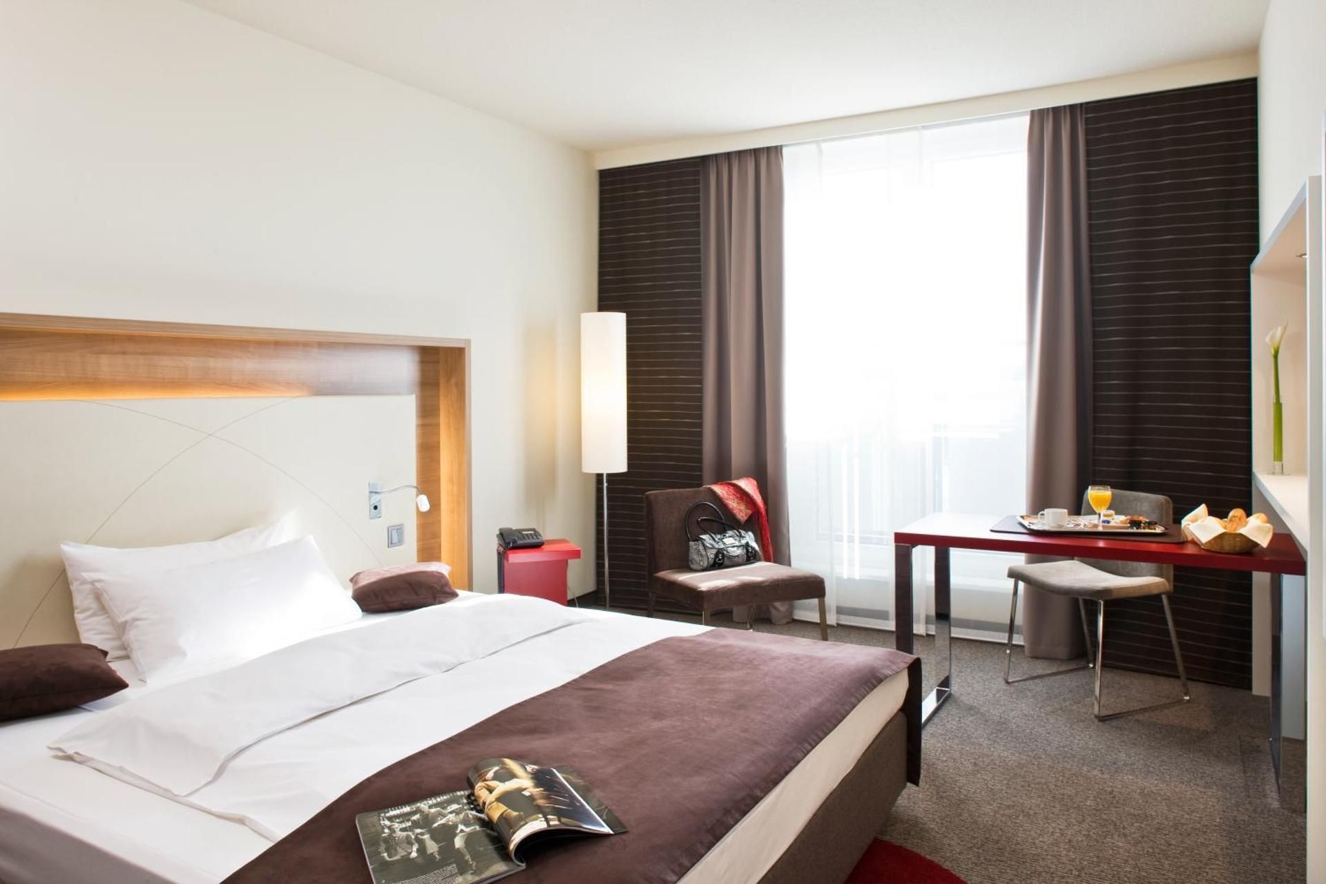Superior Room with King Bed