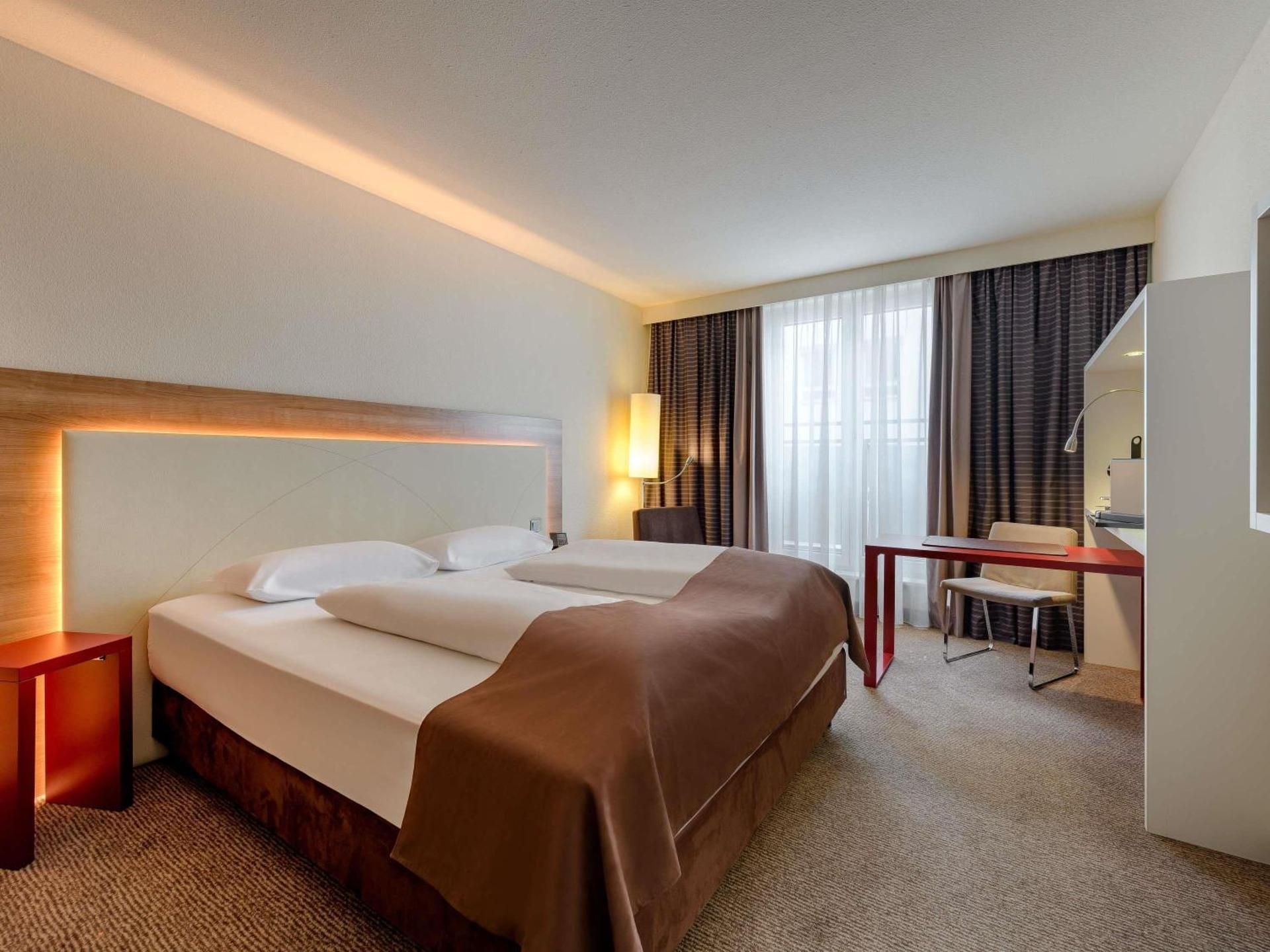 Standard Room with 2 Single Beds