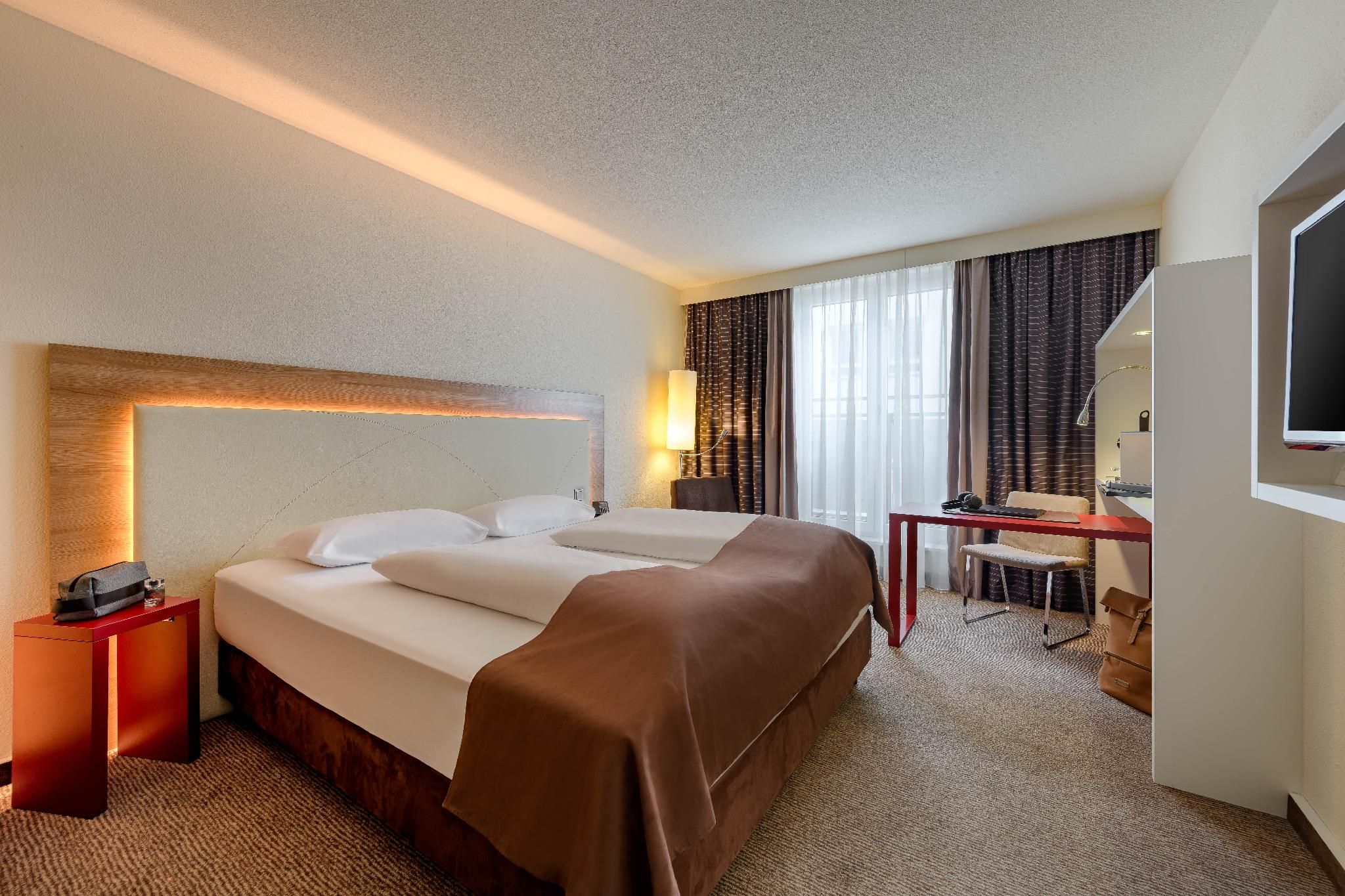 Superior Room with King Bed