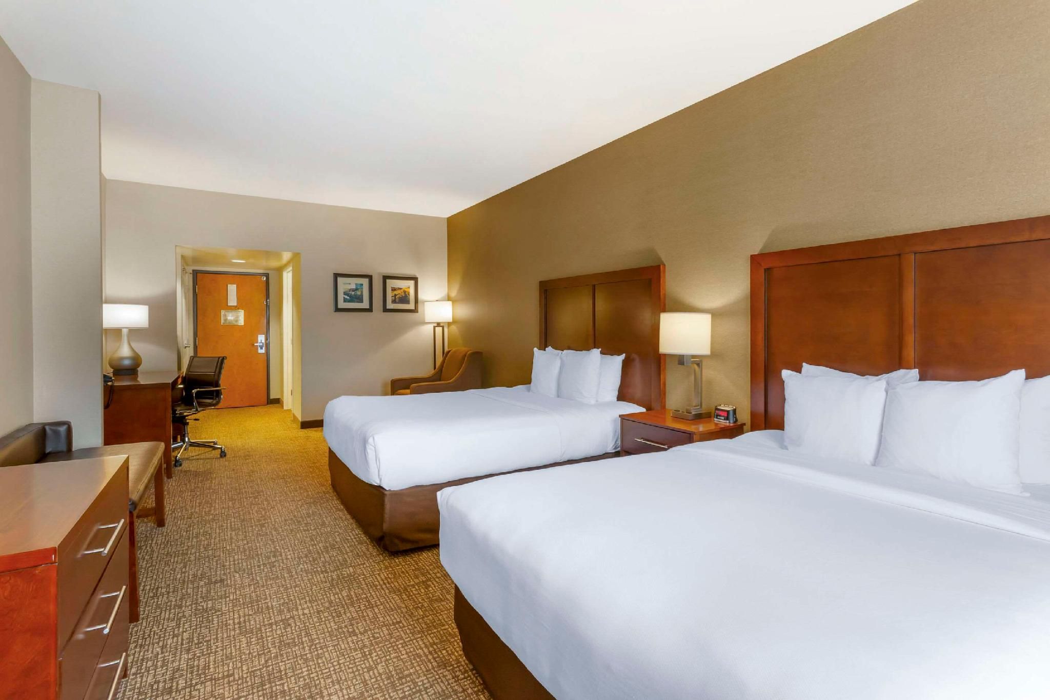 2 Queen Beds, Nonsmoking room