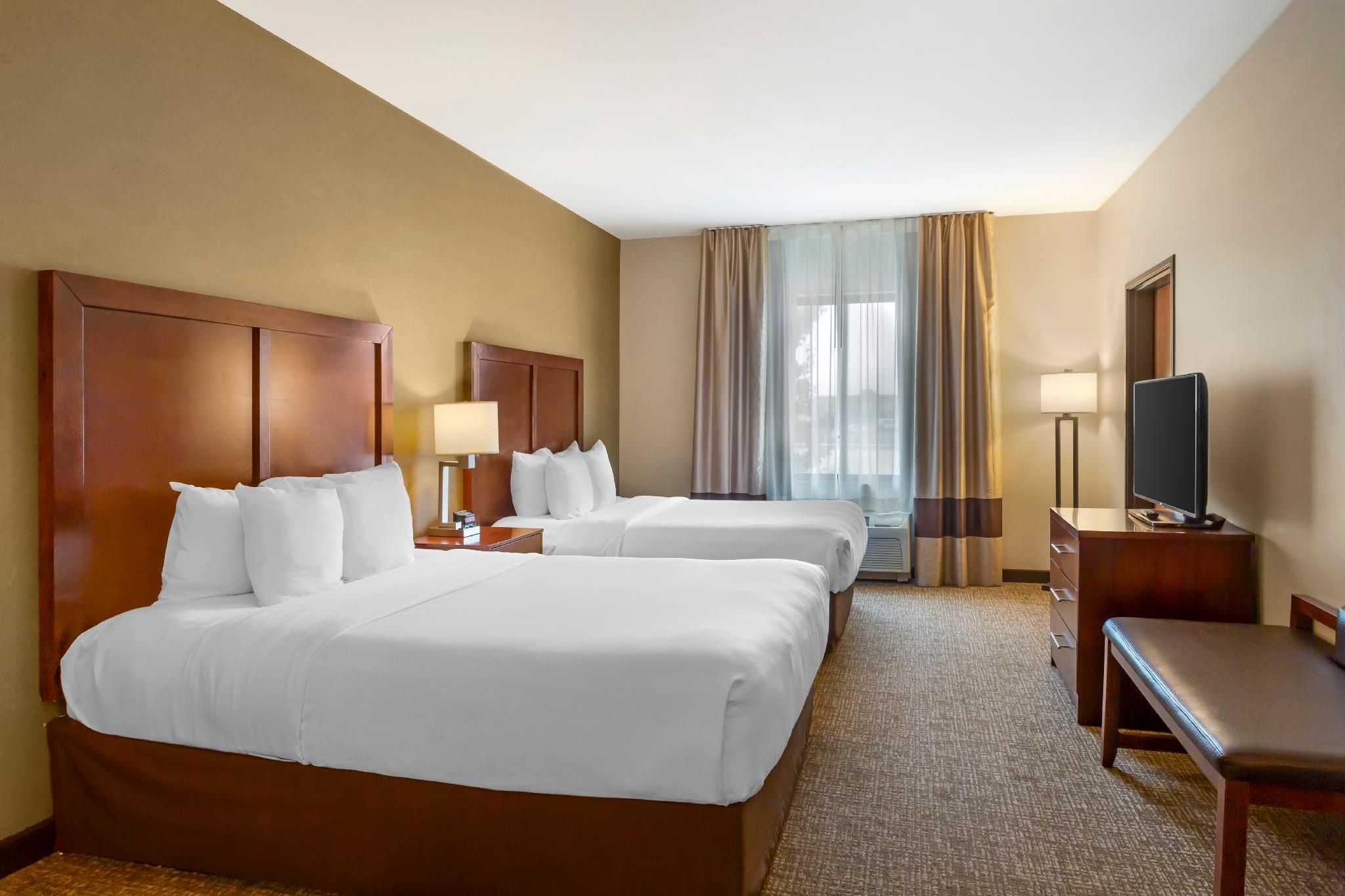 2 Queen Beds, Nonsmoking room