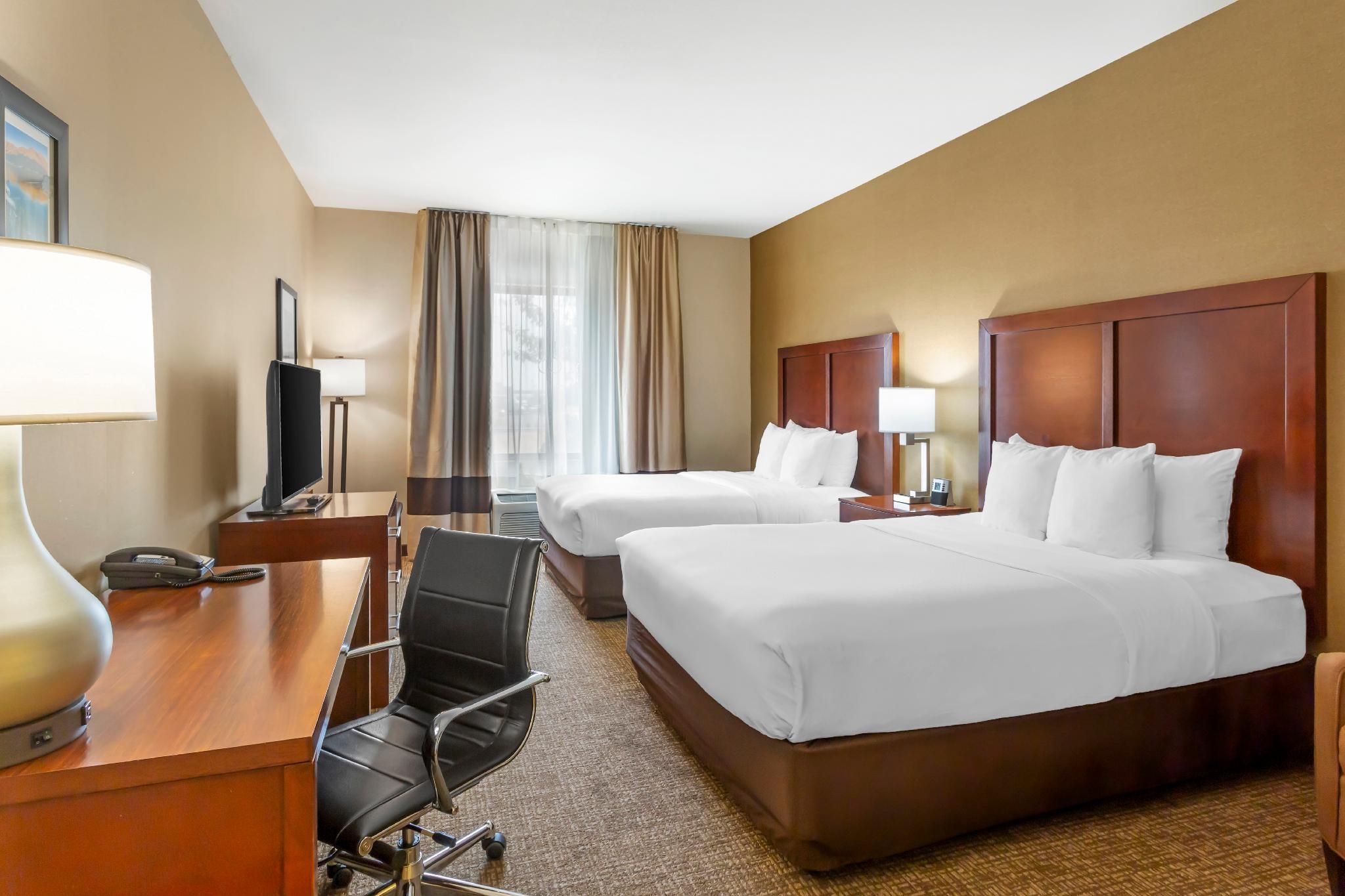 2 Queen Beds, Nonsmoking, Accessible