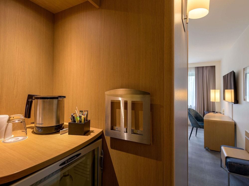 Novotel Aachen City Standard Twin Room, 2 Twin Beds 10