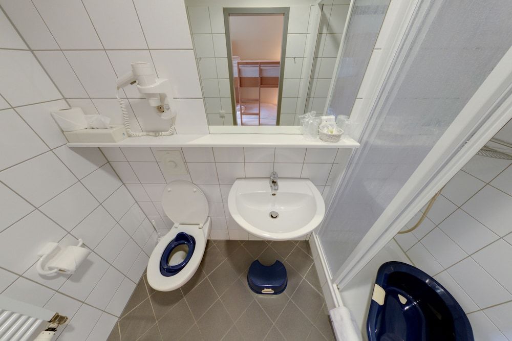 Familienhotel Citylight Berlin Family Room (for 2 adults and 2 children) 5