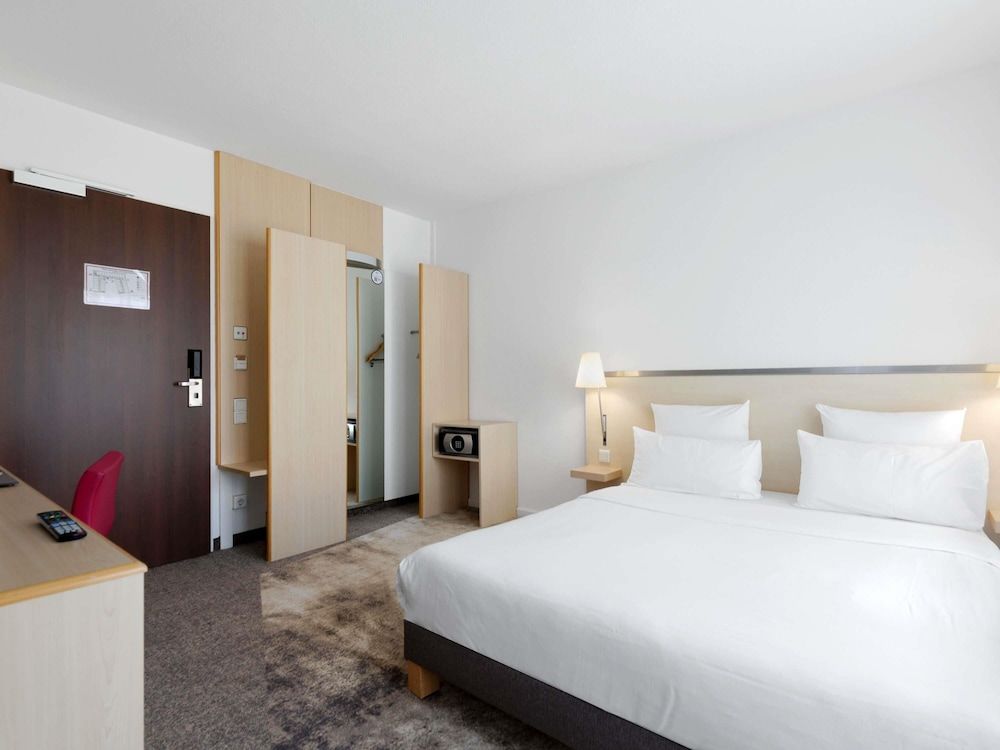 undefined Novotel Berlin Mitte 3