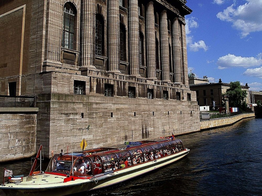 undefined Novotel Berlin Mitte 9