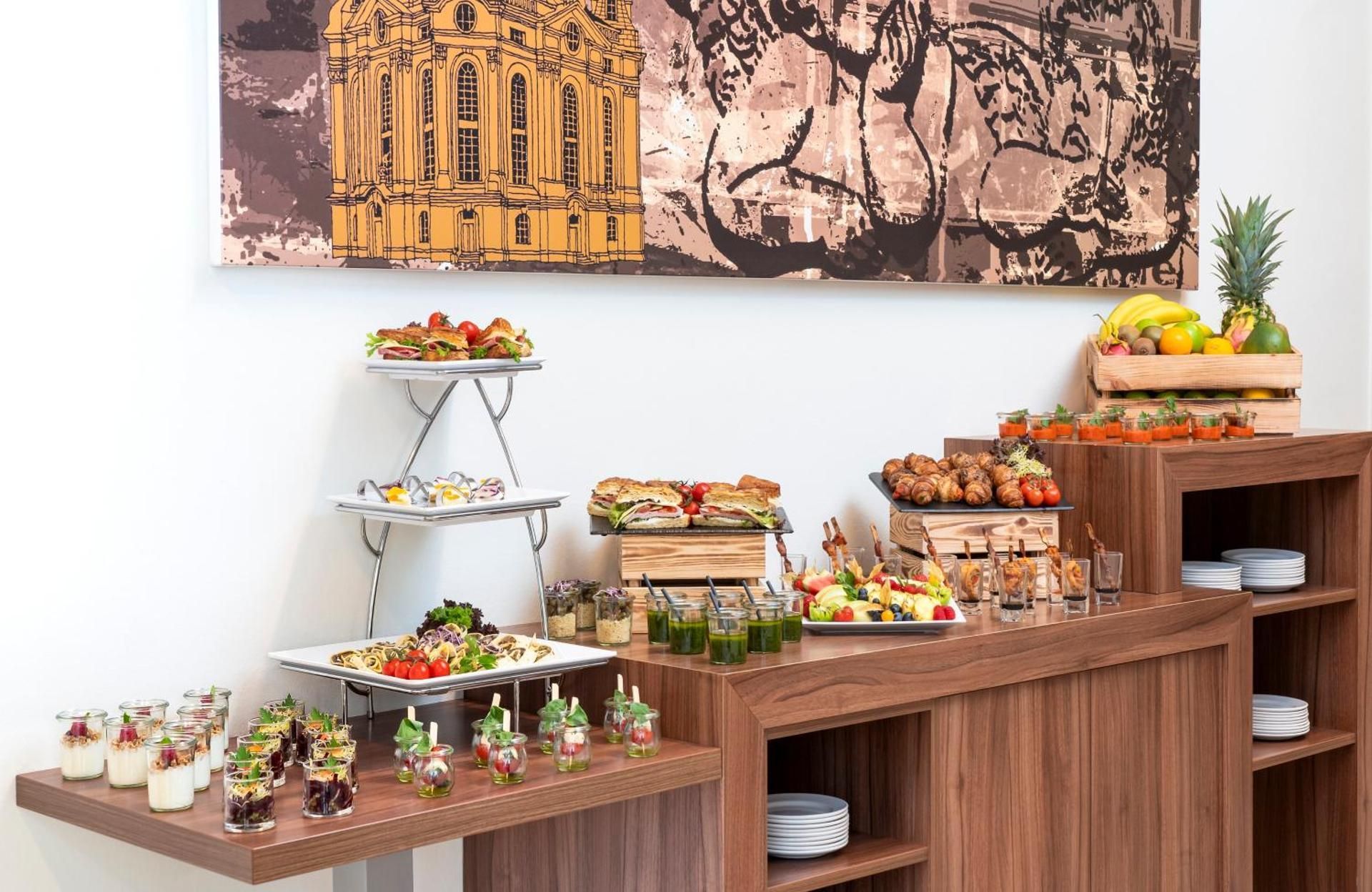 meeting room / ballrooms