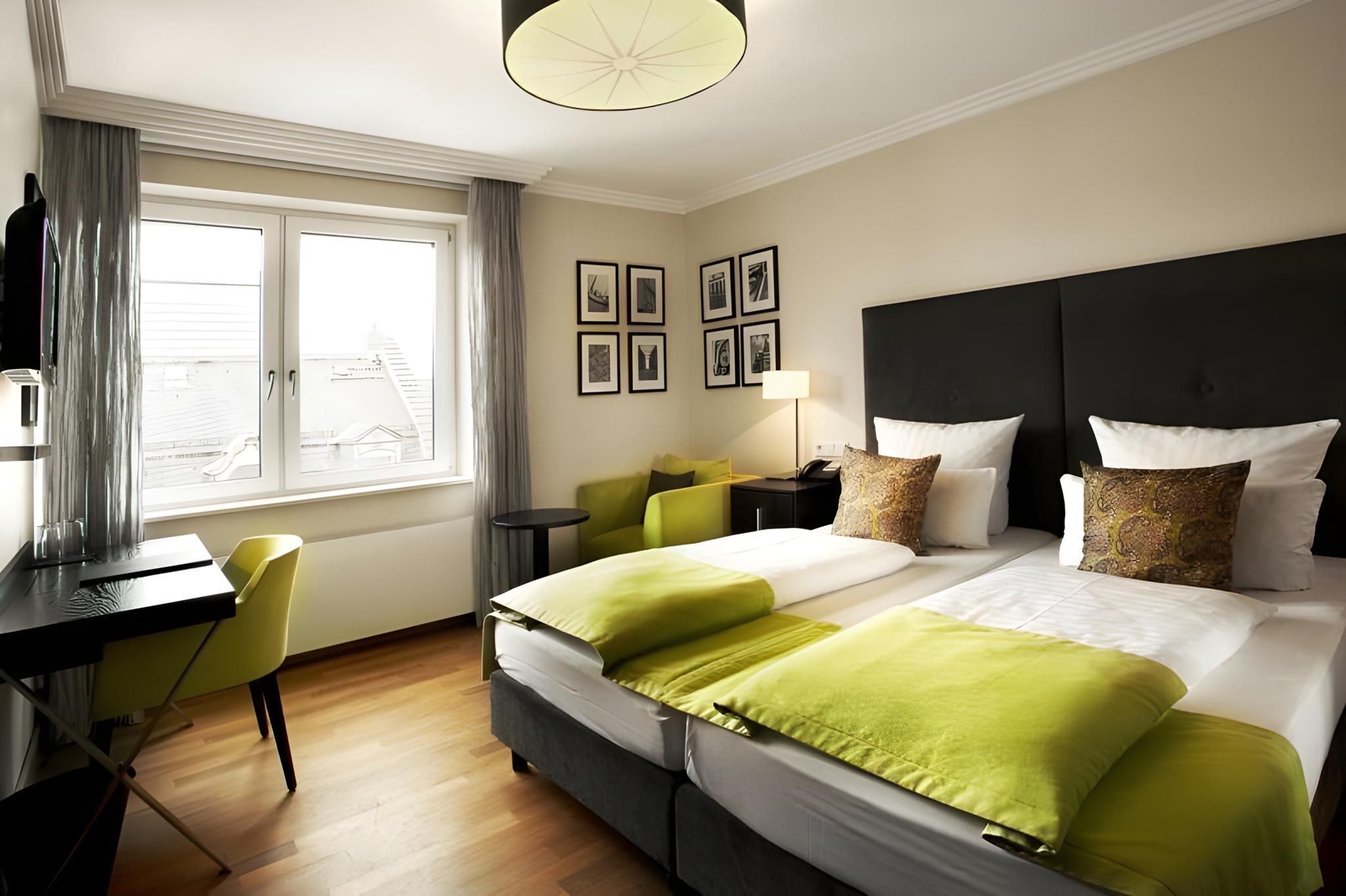 Hamburger Hof Hotel STANDARD, DOUBLE BED 2