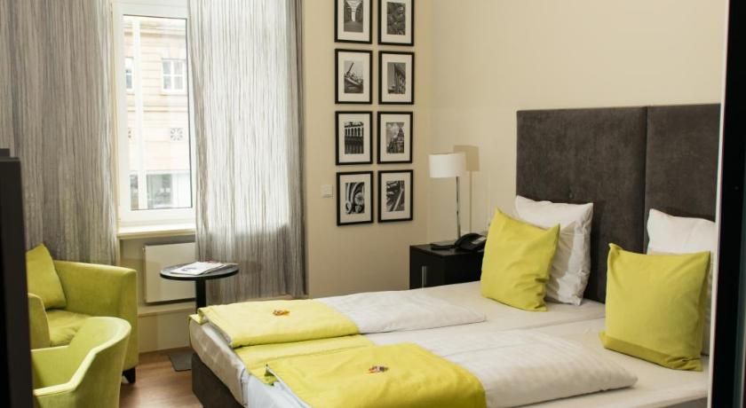 undefined Hamburger Hof Hotel 8