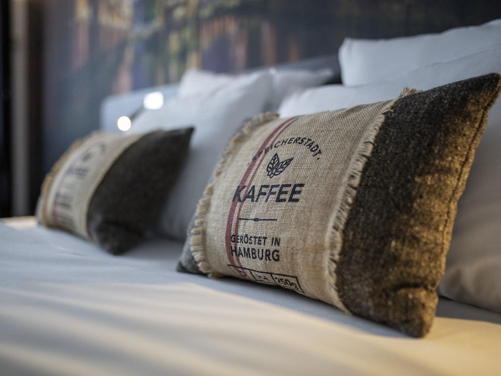 Novotel Hamburg City Alster Standard Double Room, 1 Double Bed 3