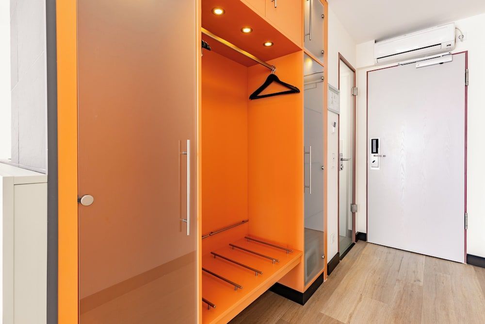 Garner Hotel Oberhausen by IHG Premium Room, 1 Queen Bed 8