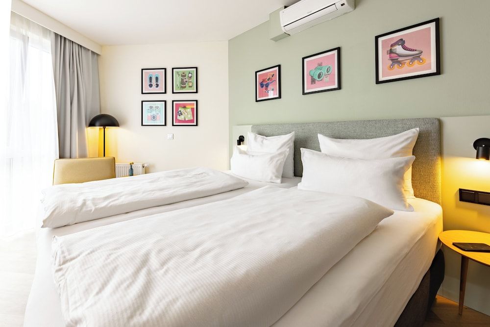 Garner Hotel Oberhausen by IHG Family Room, Multiple Beds (Family Room) 3