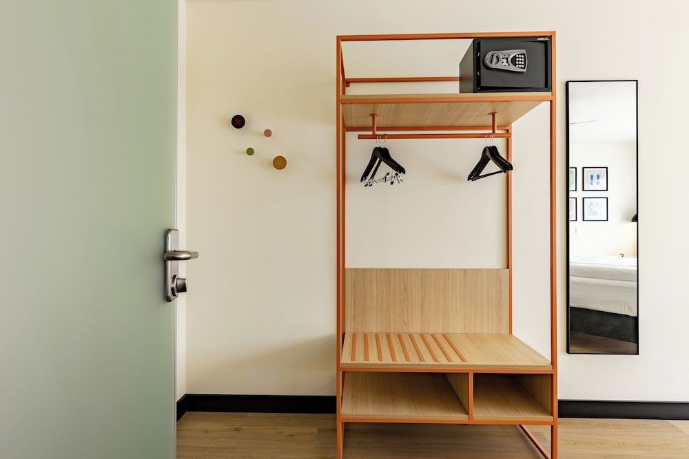 Garner Hotel Oberhausen by IHG Family Room, Multiple Beds (Family Room) 20