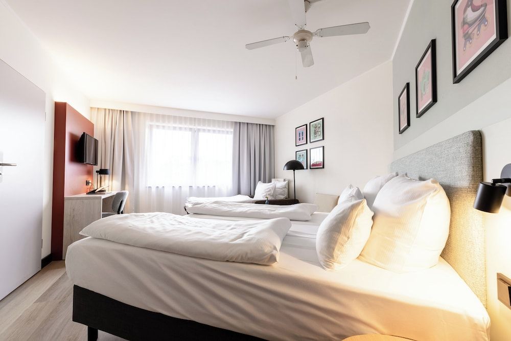 Garner Hotel Oberhausen by IHG Family Room, Multiple Beds (Family Room) 9
