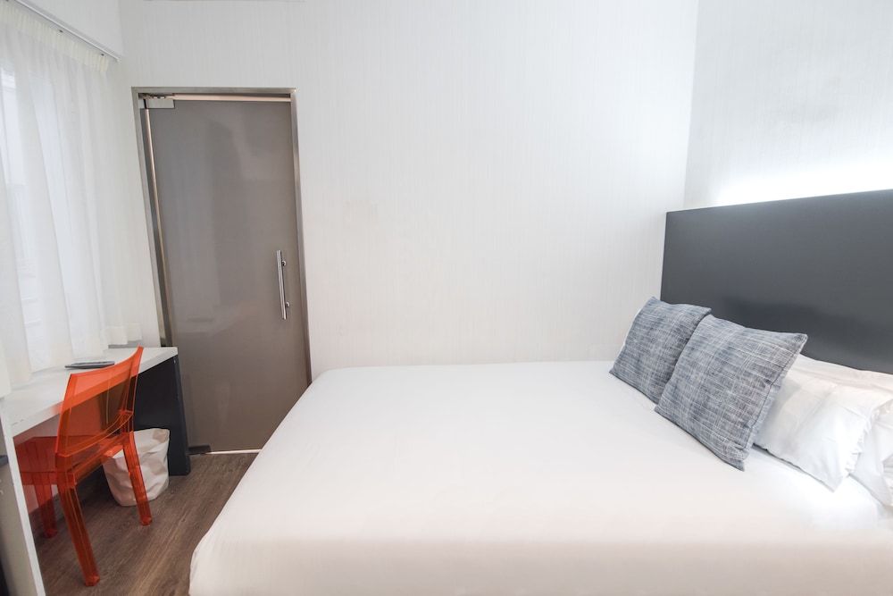 Petit Palace Sevilla Canalejas Basic Double Room 3