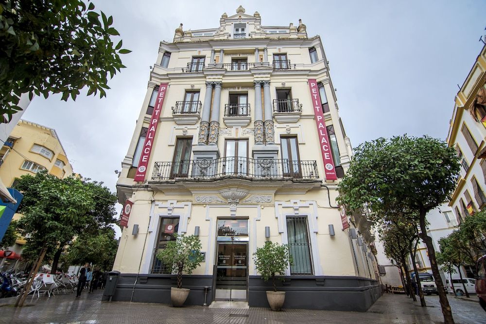 undefined Petit Palace Sevilla Canalejas 7