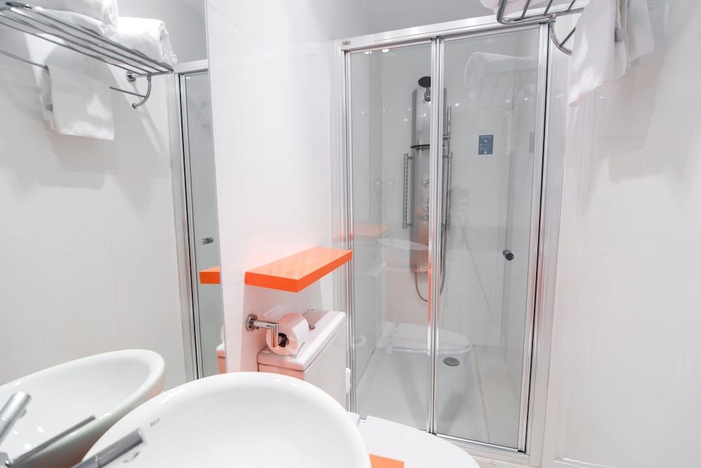 Petit Palace Sevilla Canalejas Basic Double Room 4