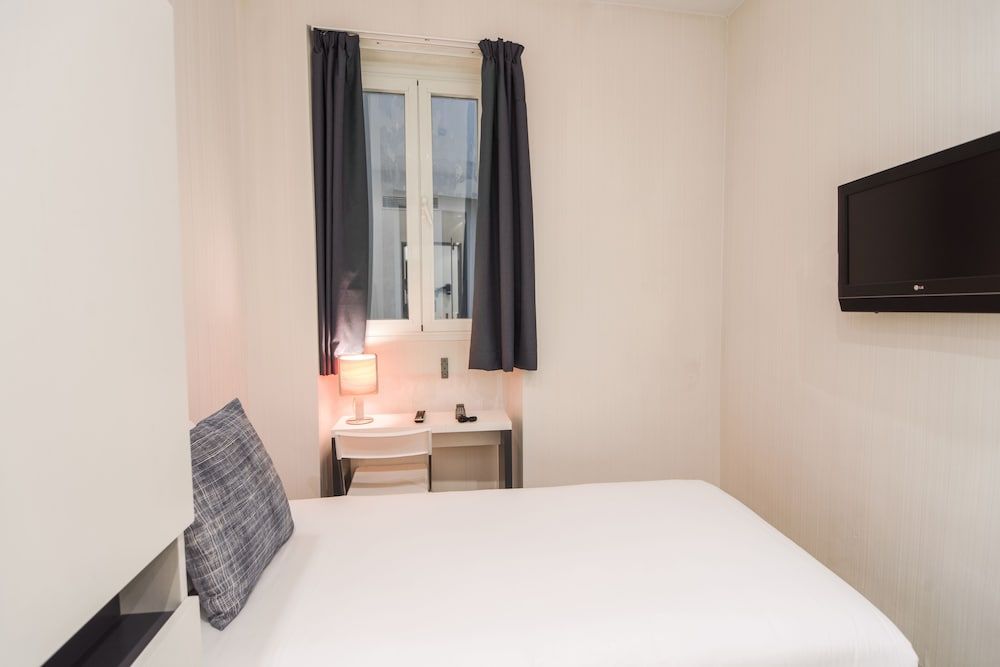 undefined Petit Palace Sevilla Canalejas 3