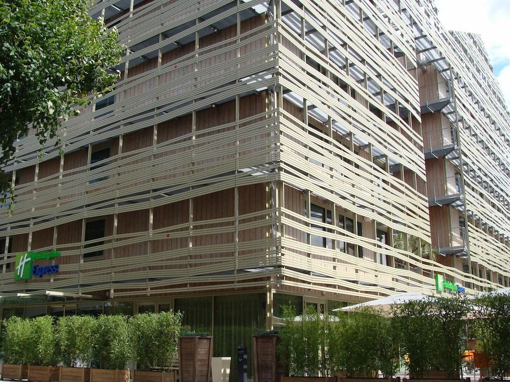 undefined Holiday Inn Express Paris-Canal de la Villette by IHG 7