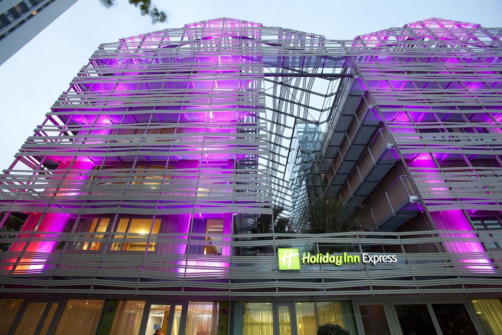 undefined Holiday Inn Express Paris-Canal de la Villette by IHG 3