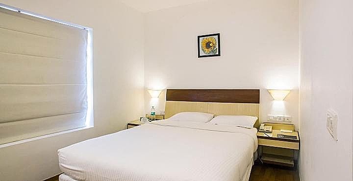 The Centrepoint Deluxe Room 5