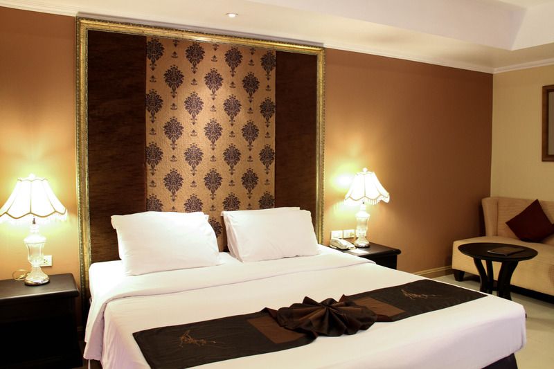 undefined FuramaXclusive Sukhumvit 10