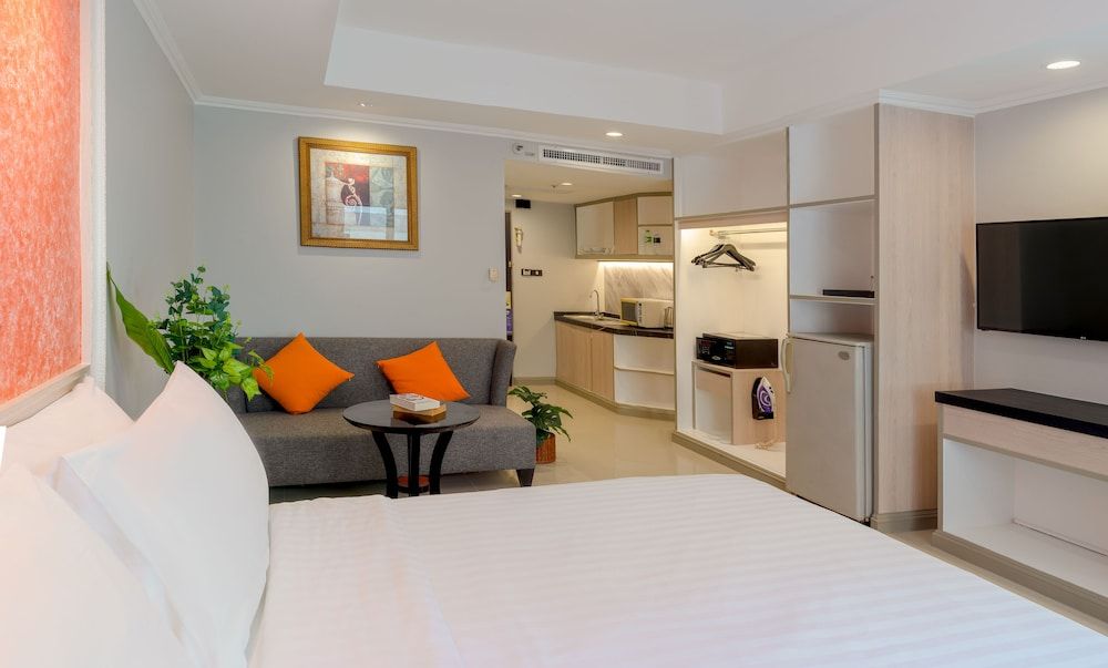 FuramaXclusive Sukhumvit Deluxe Room (Breakfast) 2