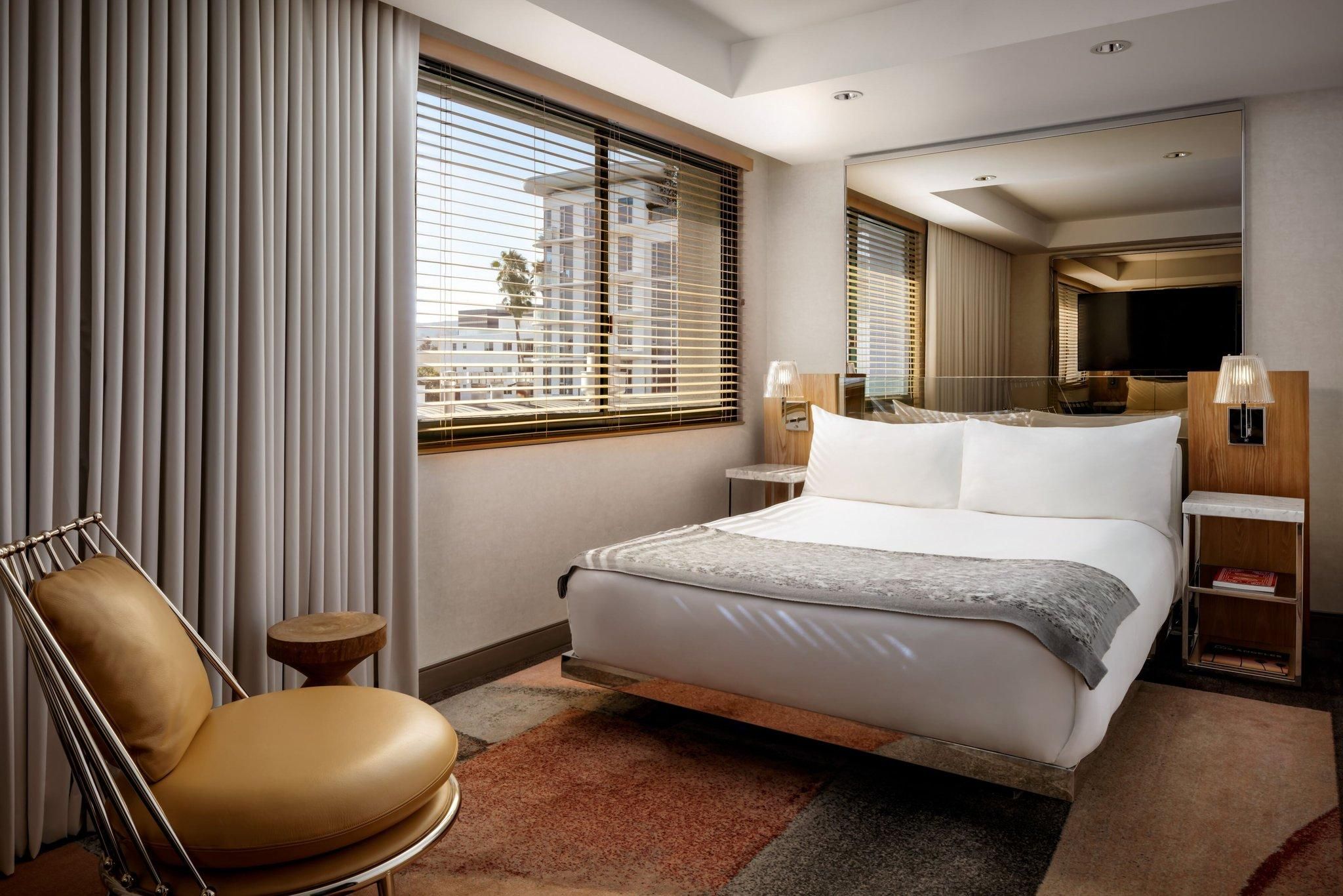 1 Bedroom Suite, 1 Queen