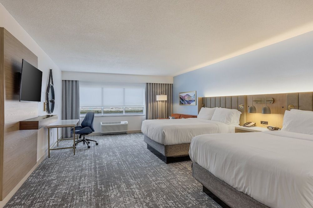 Standard Room, 2 Queen Beds (Communications, Accessible Tub)