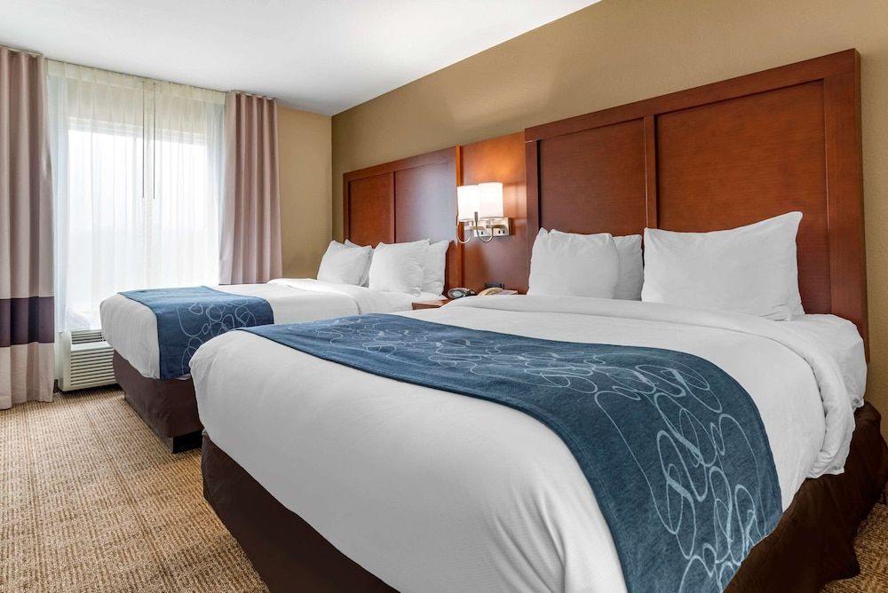 Suite, 2 Queen Beds, Non Smoking